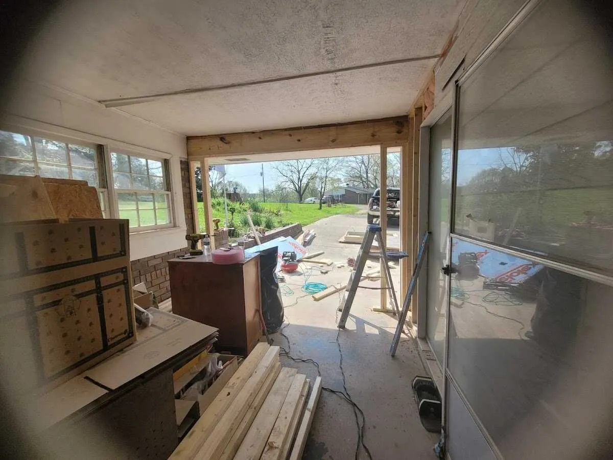 Air movers and dehumidifier for Drying & Dehumidification in Niagara